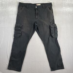 Wrangler Cargo Pants Men’s 38x30 Black Regular Taper Utility Pockets Sun Faded